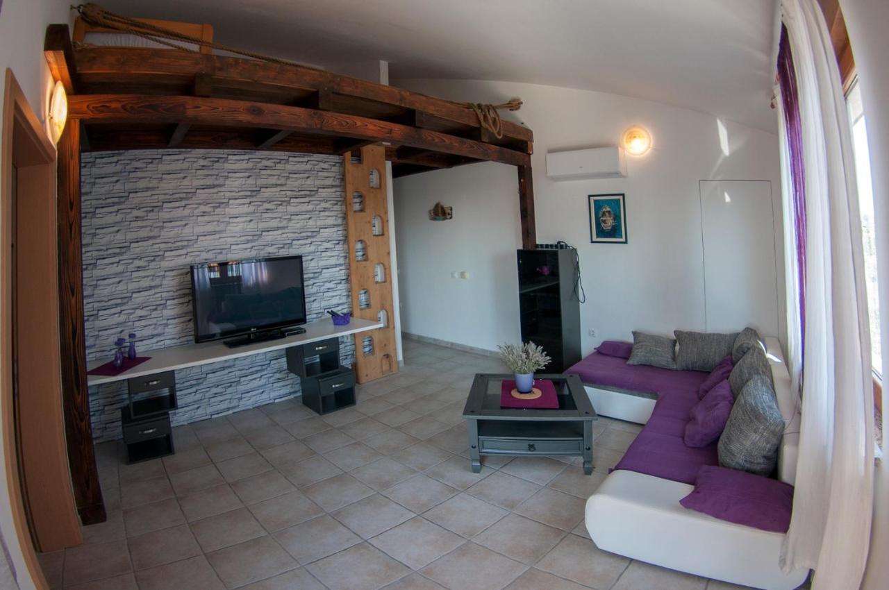 House /Villa Maja Ližnjan Eksteriør bilde